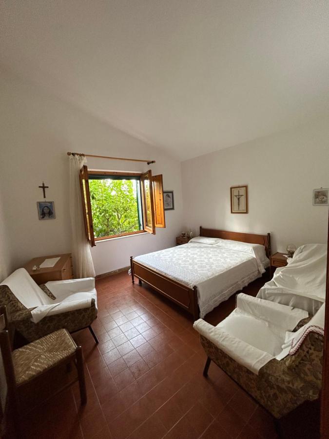 Domo Austinu - Abbasanta Villa Dış mekan fotoğraf